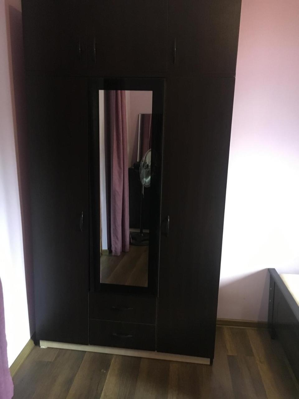 Family Hotel Our House 치히스지리 외부 사진